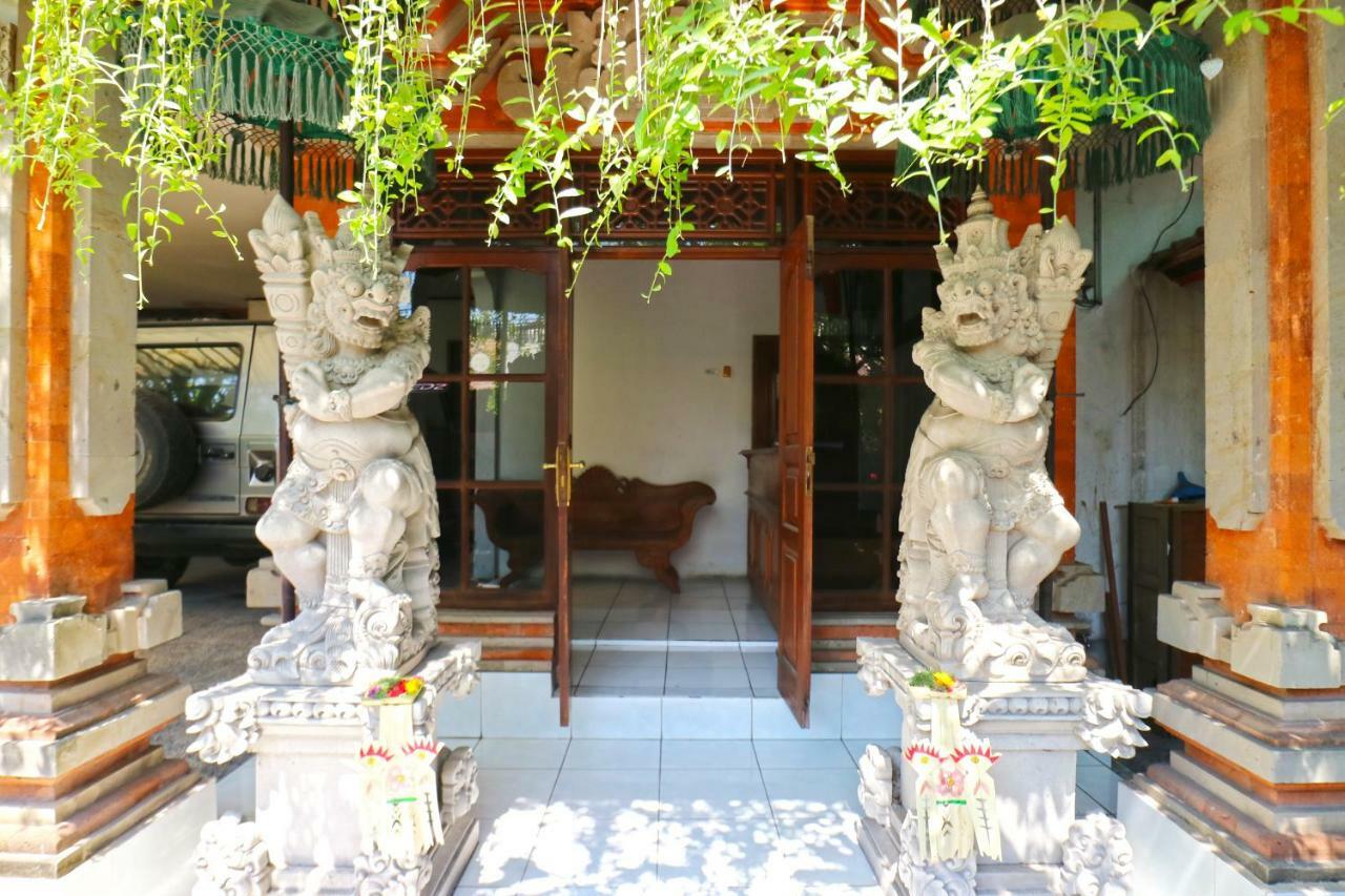 Inada Losmen Seminyak  Exterior photo